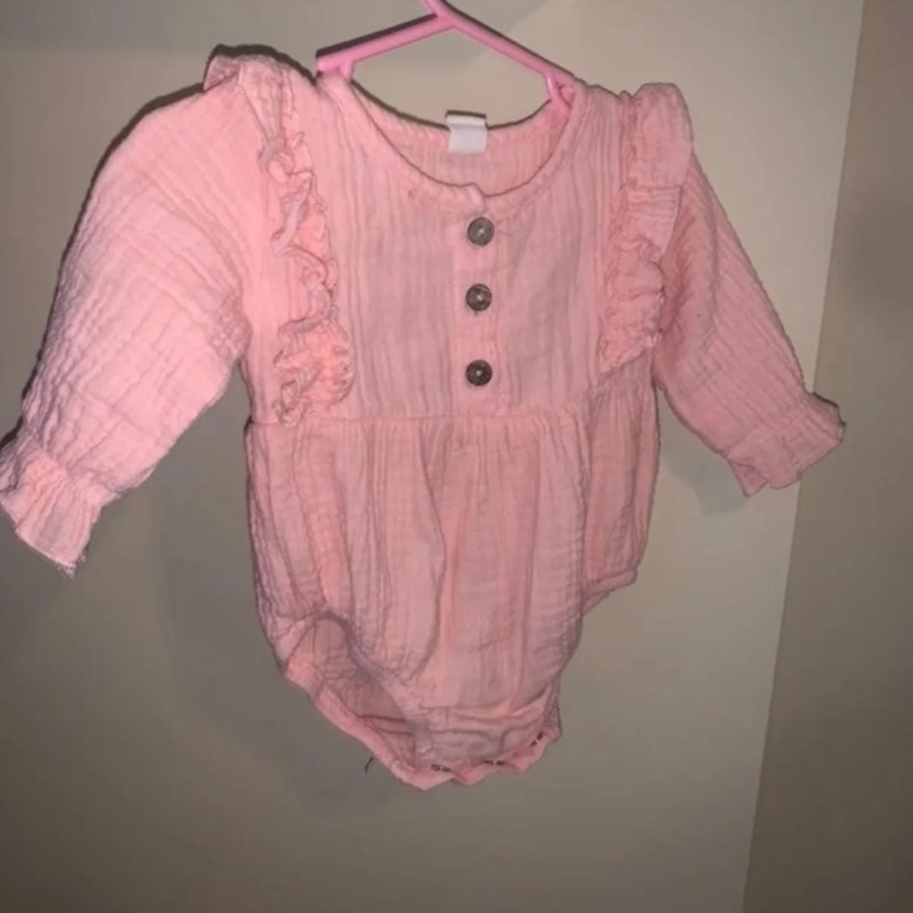 Set of rompers